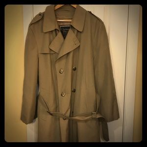 Christian Dior ( Monsieur ) Lined trench coat.